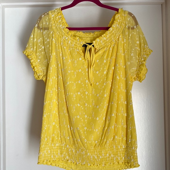 INC XL fully lined yellow blouse with embroidery - Picture 1 of 6